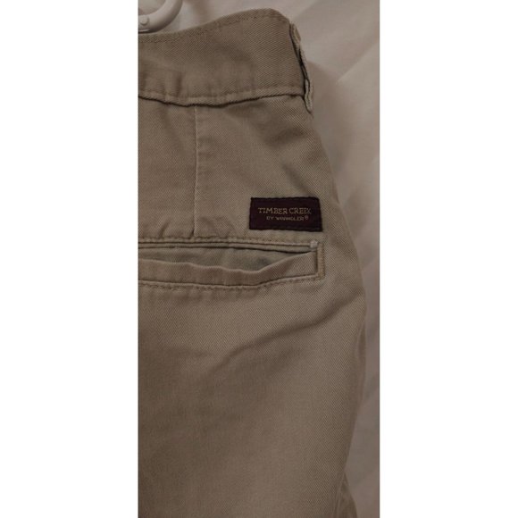 Wrangler Timbercreek Mens 46 Beige Khaki Chino Comfort Front Pleated Shorts - Picture 12 of 13